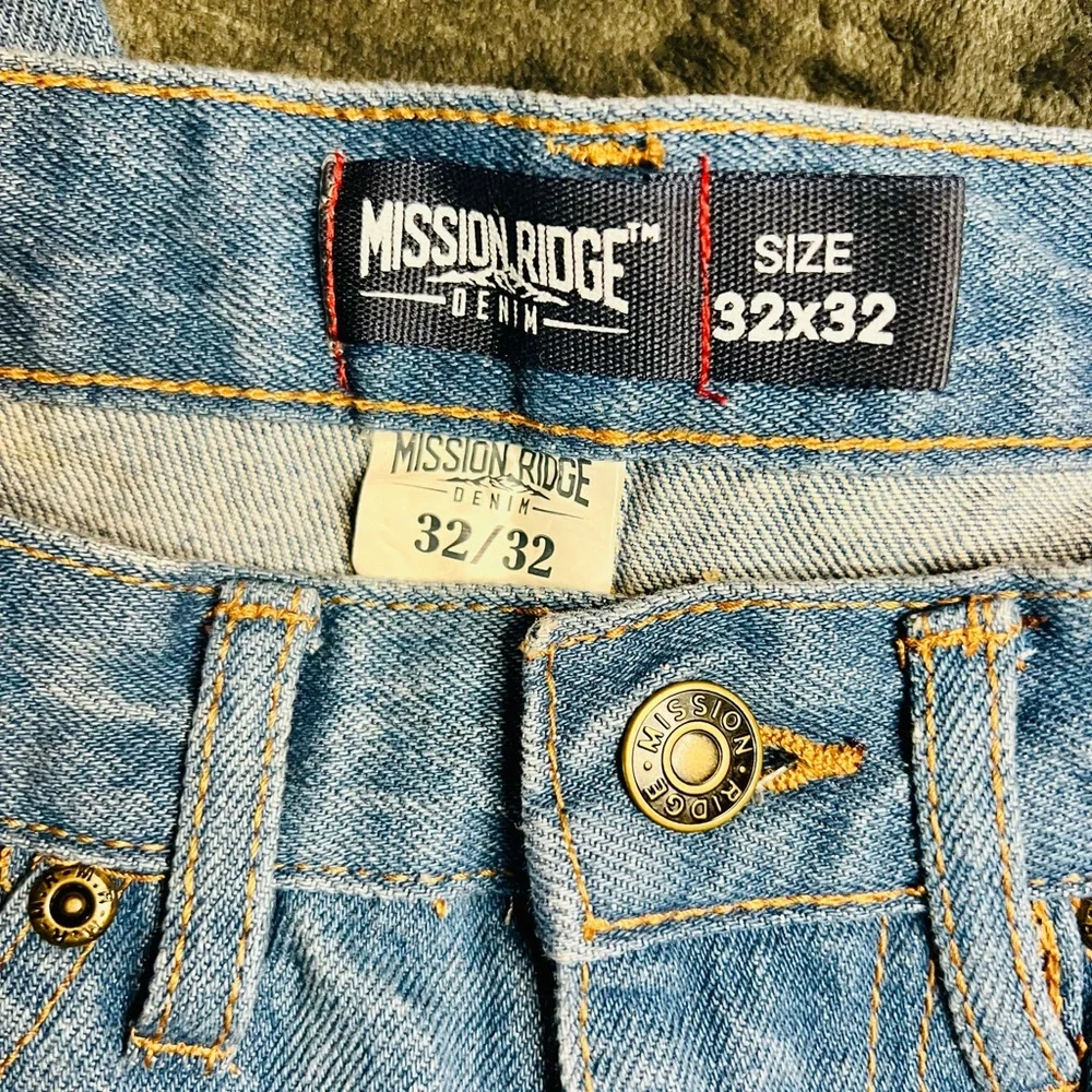 Mission Ridge Jeans - Picture 3 of 3